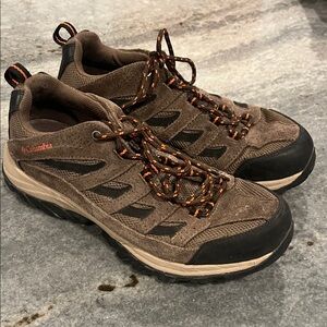 Columbia Crestwood Brown Hiking Shoes - Size 10